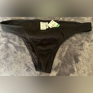 Bar III Black Ribbed Bikini Bottoms in size Large